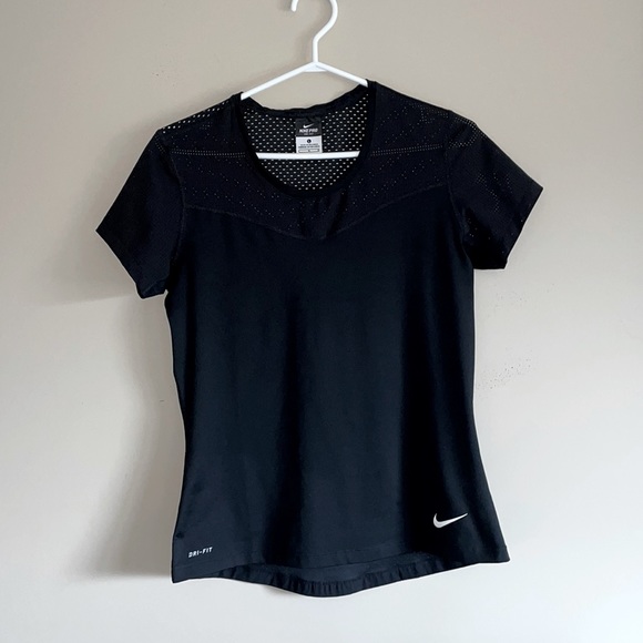 Nike Ladies Dri-Fit Black Short Sleeved Top - Picture 1 of 10